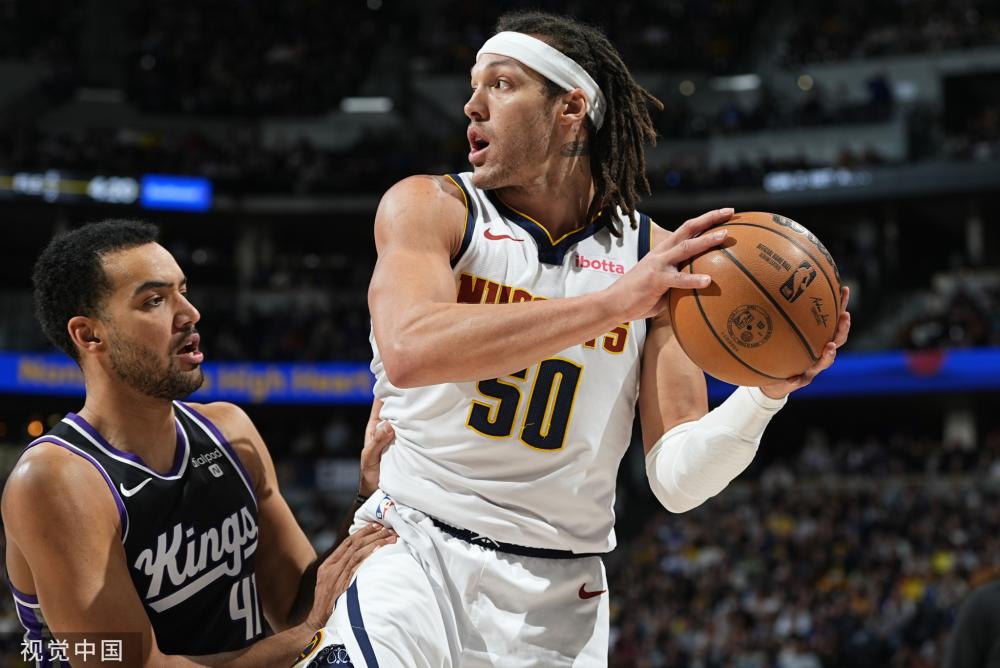 足球评论家 足球评论家